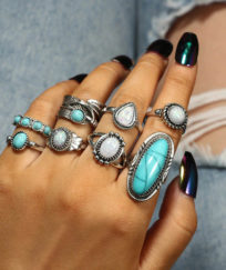 Bague Bohème avec pierre précieuse bleue